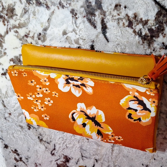 🍊 Rachel Pally Zahara fold over orange floral clutch - Picture 11 of 12